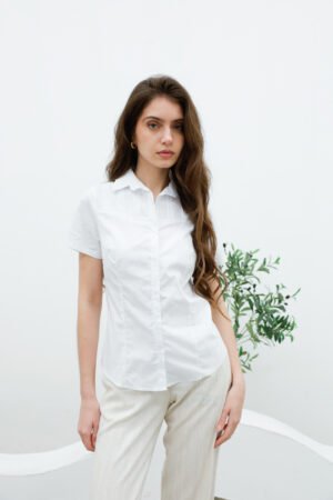 Camisa manga corta con canesú